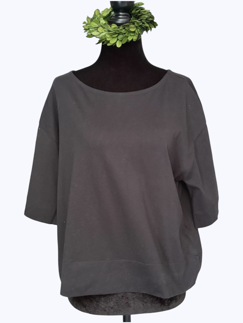 Gap T Shirts Bundle Two Black White Bow Back NWOT SZ XS - Picture 5 of 11